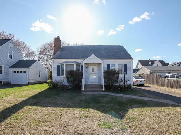 14 Campfield Road, Manchester, CT 06040