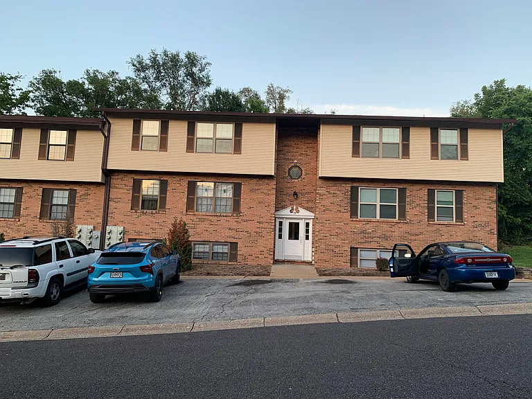 19 Village West Ct — Photo 10