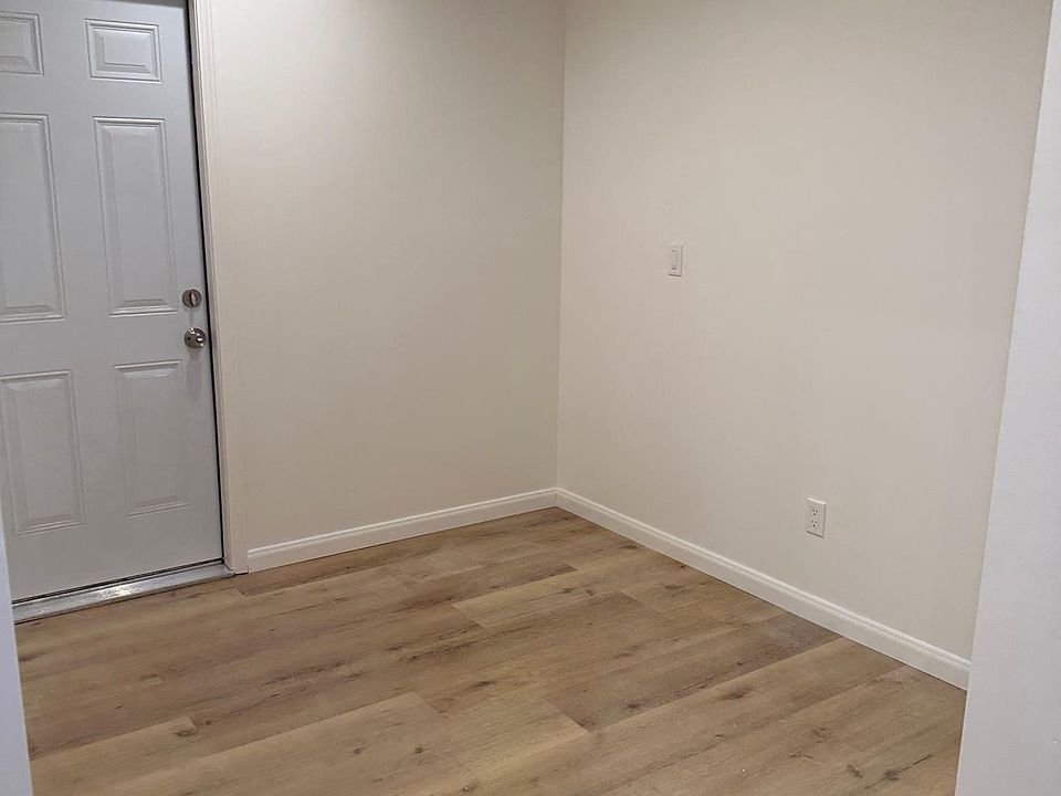 1st image of 47 E Moltke St #B