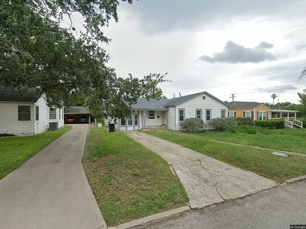 808 W Lee Ave, Kingsville, TX 78363