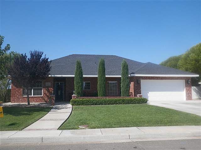 1st image of 204 Pima Dr