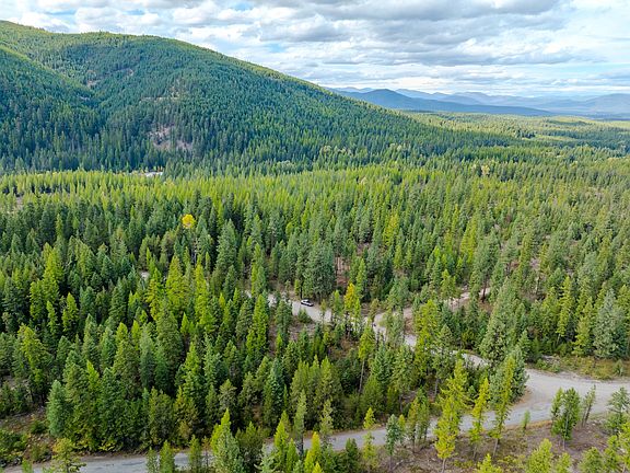 2nd image of 3036 Bear Creek Rd