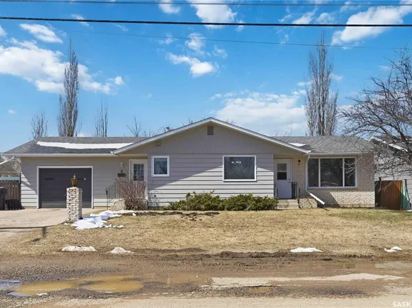 8 Park AVENUE, Langham, SK S0K 2L0