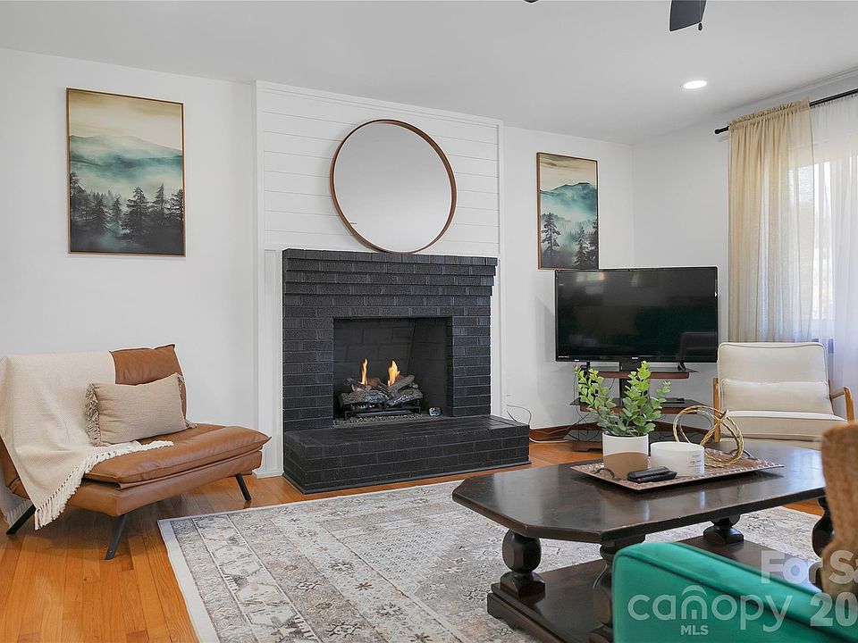 1st image of 112 Allison Rd