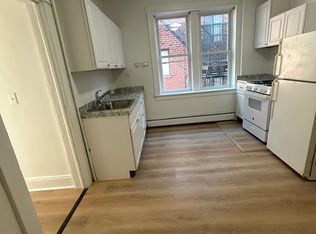 365 Gorge Rd APT 5, Cliffside Park, NJ 07010