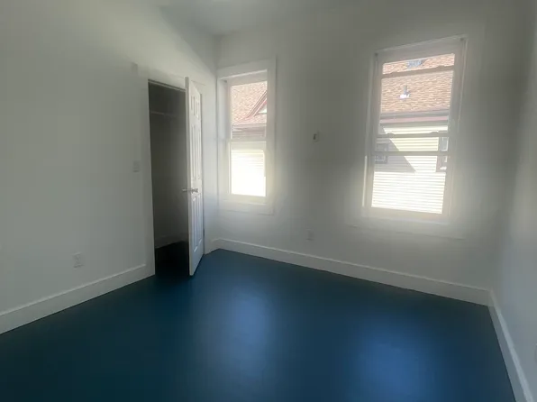 18 Warner Avenue image 8 of 15