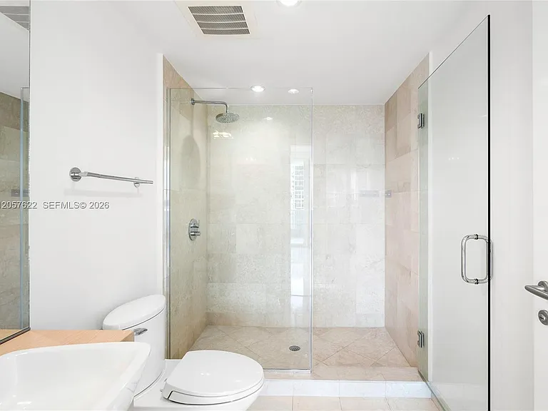 200 Biscayne Boulevard Way #4004 — Photo 27
