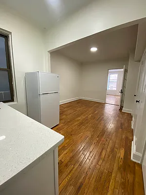 Rented by Peter R. Hungerford, LREB | media 13