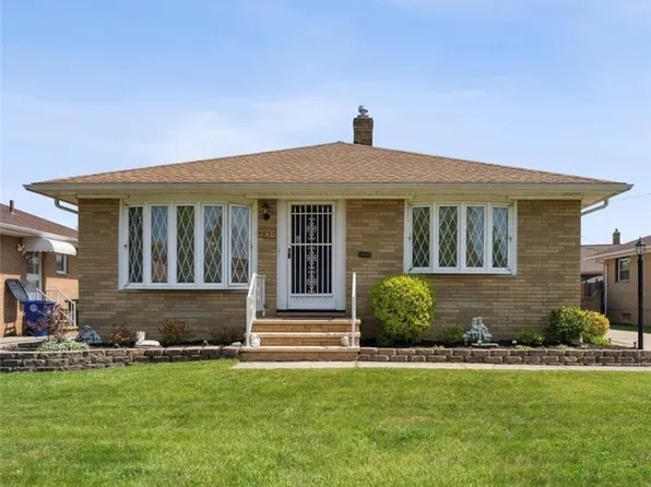 4237 Dawncliff Dr, Brooklyn, OH 44144