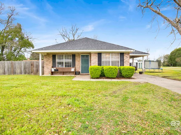 22410 Saint Paul St, Robertsdale, AL 36567