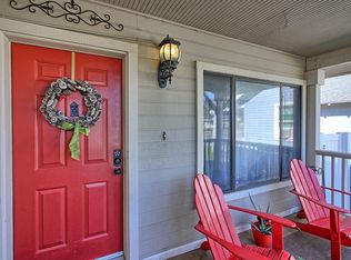 234 N Palm Ave, Santa Paula, CA 93060