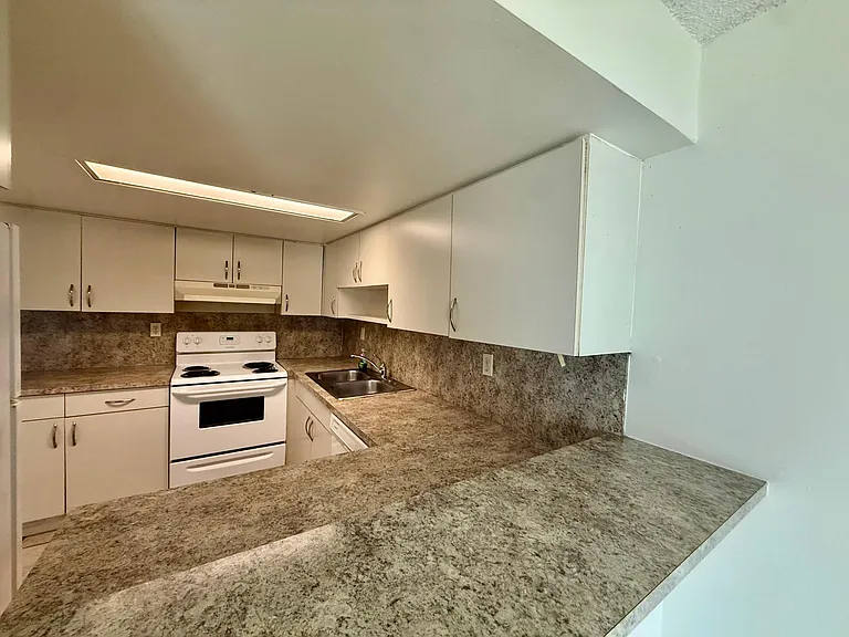323 Gulfstream Rd — Photo 15