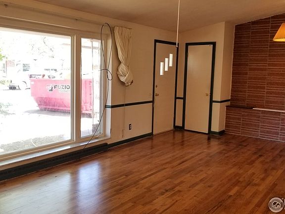 2nd image of 1421 23rd Avenue Ct