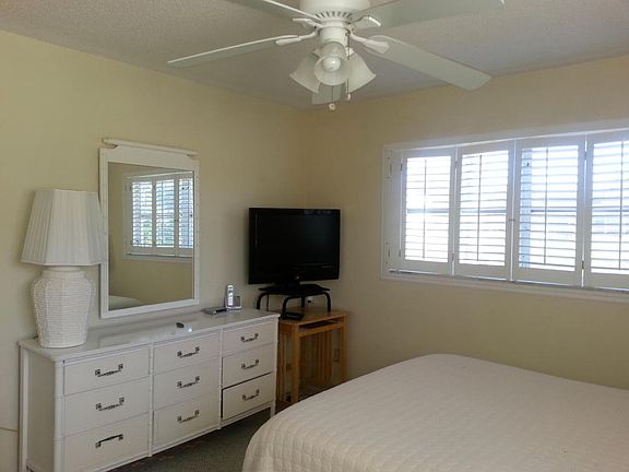 2nd image of 18081 SE Country Club Dr APT 45-443