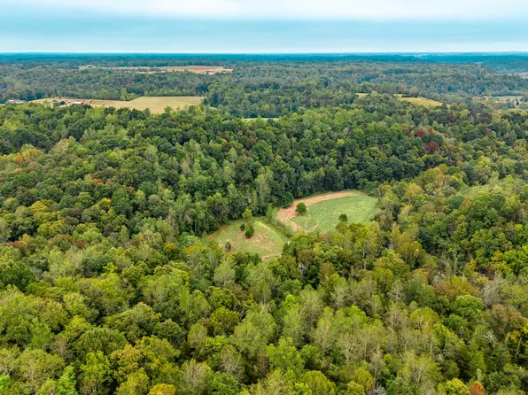 1695 Puncheon Creek Rd, Lafayette, TN 37083
