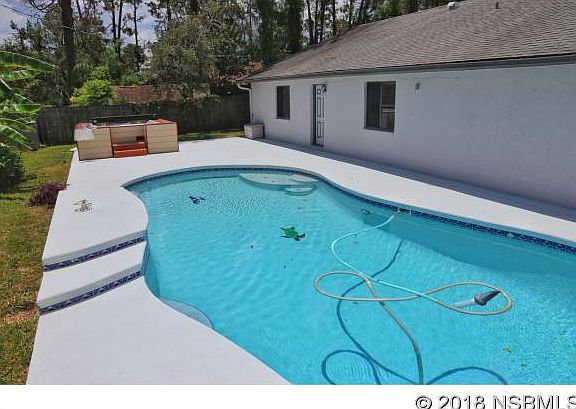 2nd image of 2941 Royal Palm Dr