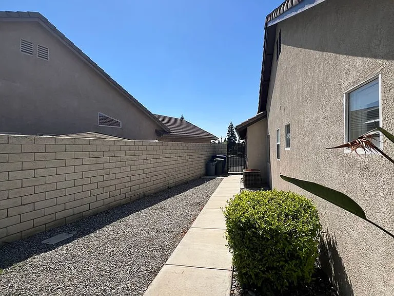 3218 Province Rose St — Photo 27