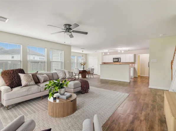 2111 Gable Hollow Ln, Katy, TX 77450