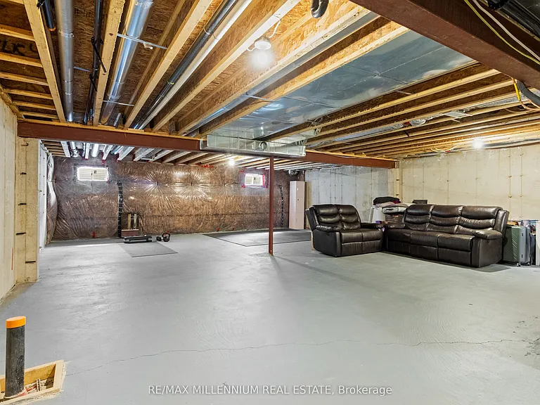 105 Stonebrook Way — Photo 30