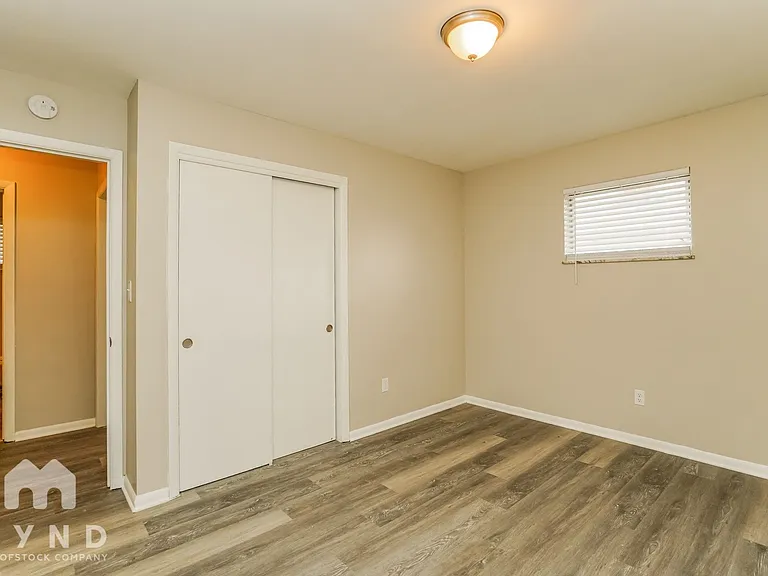 1053 Wiltshire Rd — Photo 9