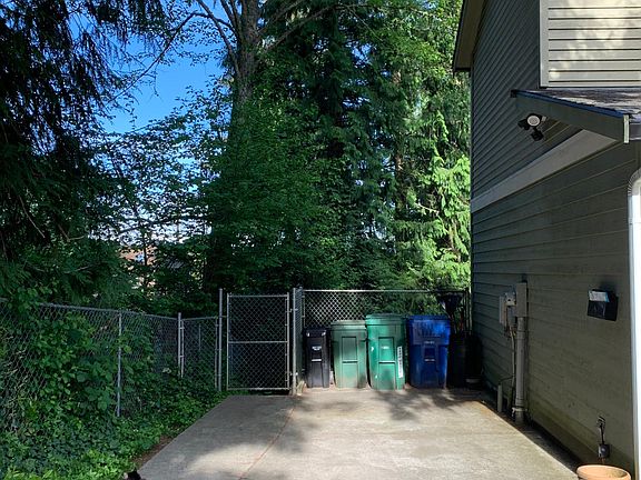 3rd image of 13310 11th Ave NE #Mil