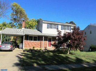 74 Springlake Dr, Newark, DE 19711