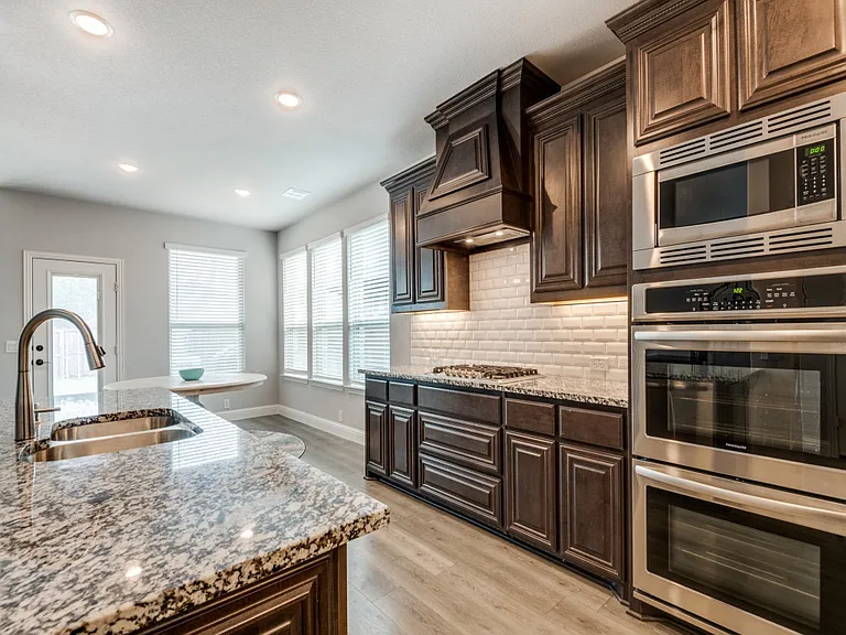 1613 Mack Ln — Photo 6