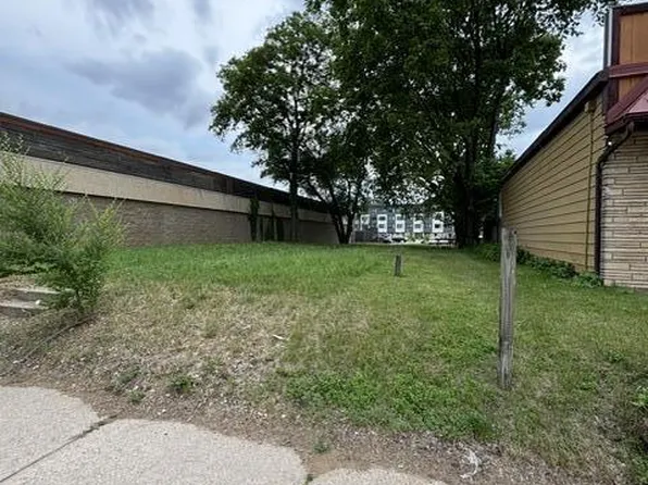 1113 3RD STREET S S, La Crosse, WI 54601