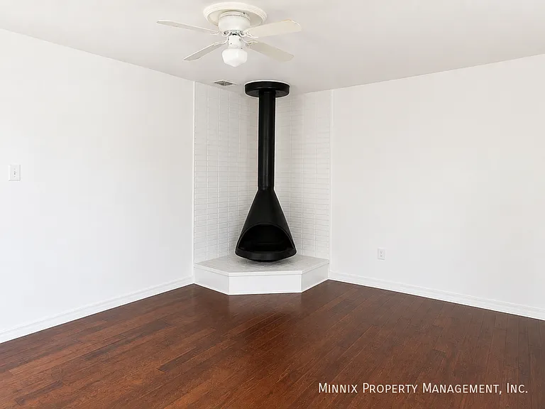 6118 Avenue P — Photo 4