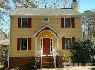 6104 Larkdale Ct, Raleigh, NC 27609