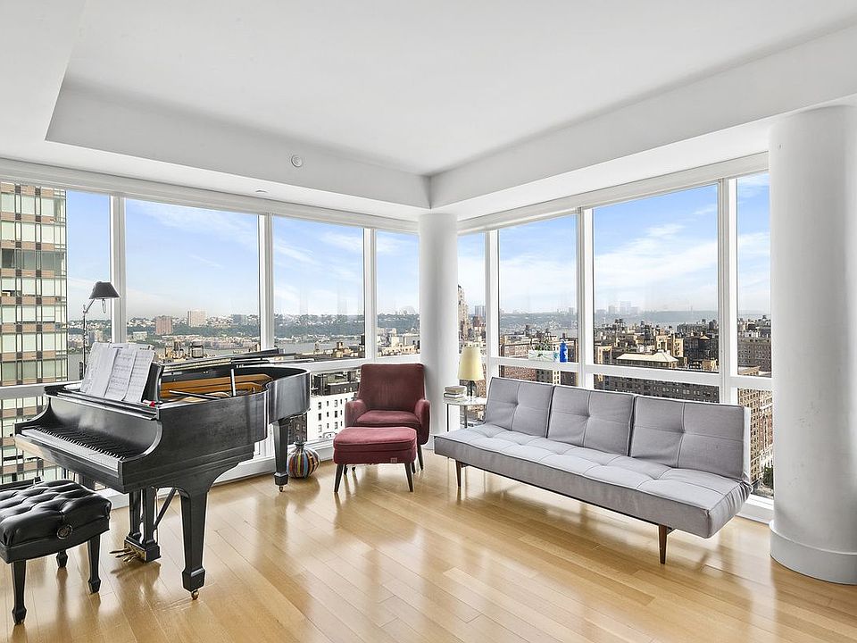 1st image of 2628 Broadway APT 24A