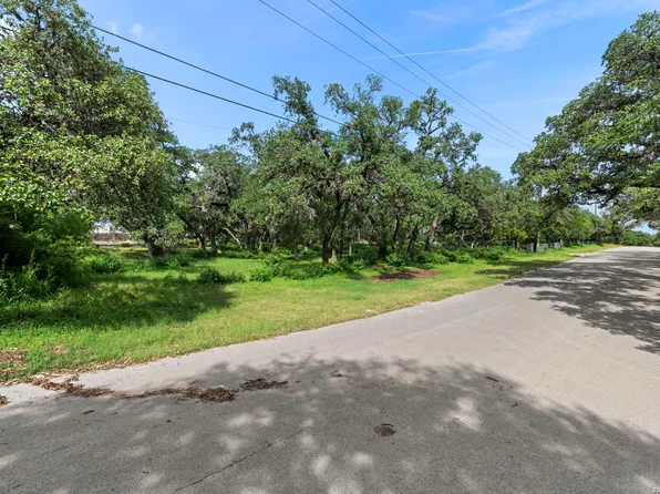 119 W CASTLE LN LOT 31B, Castle Hills, TX 78213