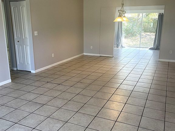 2nd image of 790 Bahia Dr