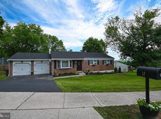 10 Louella Dr, Plymouth Meeting, PA 19462