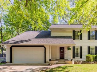 874 Pebblefield Ter, Ballwin, MO 63021