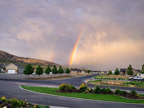 4th image of 3054 W Ridgeline Rd