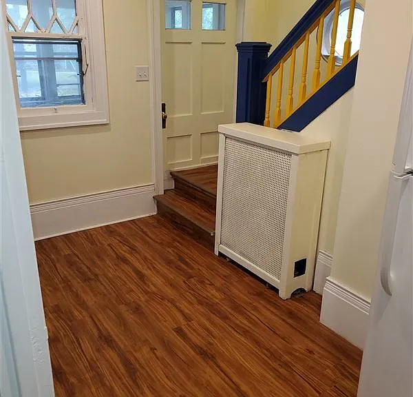 118 N State St — Photo 14