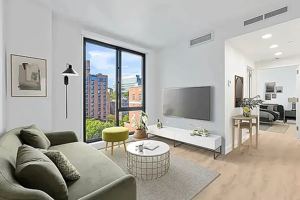 Living room, photo 1