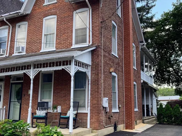 464 Main St, Hamburg, PA 19564