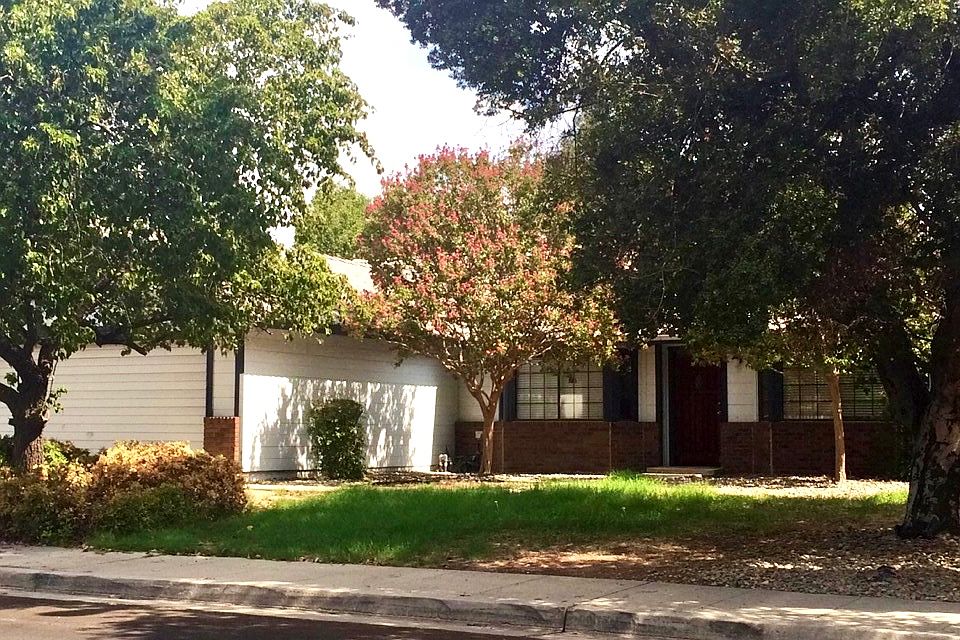 2nd image of 383 Joshua Ave