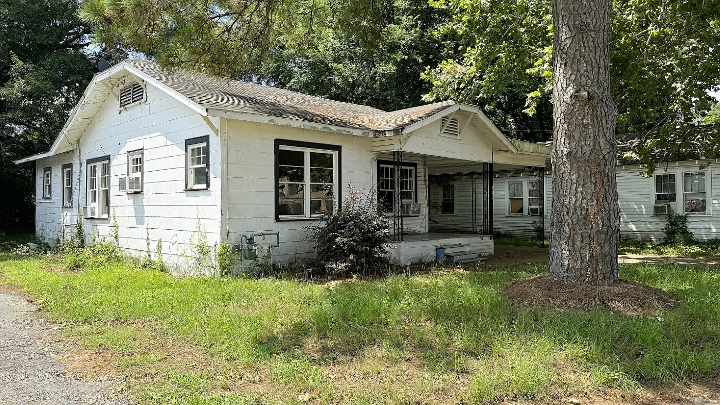3 bed, 1237 sqft, $750 — Photo 2