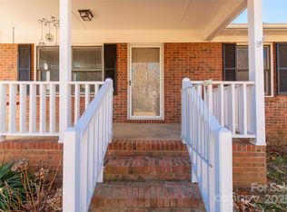 1513 University Dr, Lancaster, SC 29720