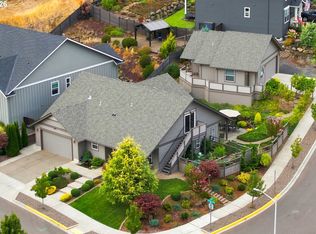 142 NW Canyon Creek Dr, McMinnville, OR 97128