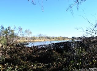 433 County Road 6842, Lytle, TX 78052