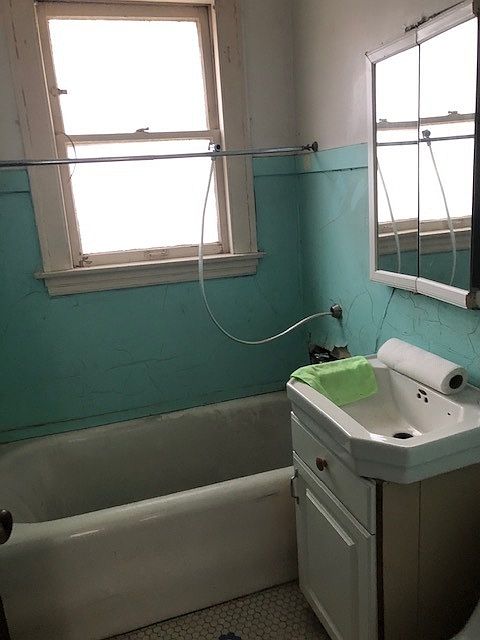 2nd image of 7235 S Fairfield Ave