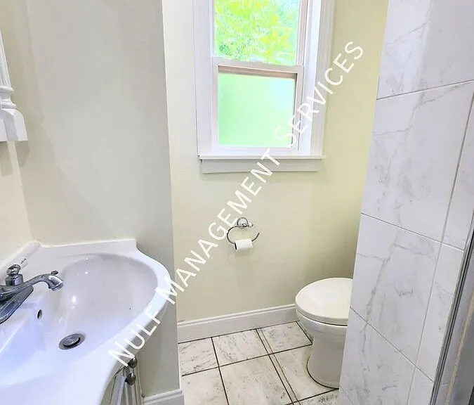 930 Portland St #2 — Photo 9