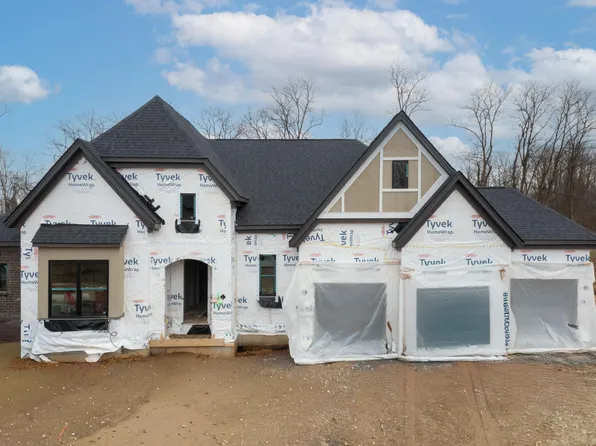 1514 Crystal Rim Ct, Hebron, KY 41048