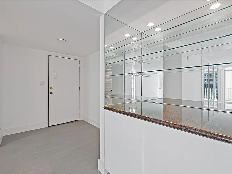 1360 S Ocean Blvd #403 — Photo 29