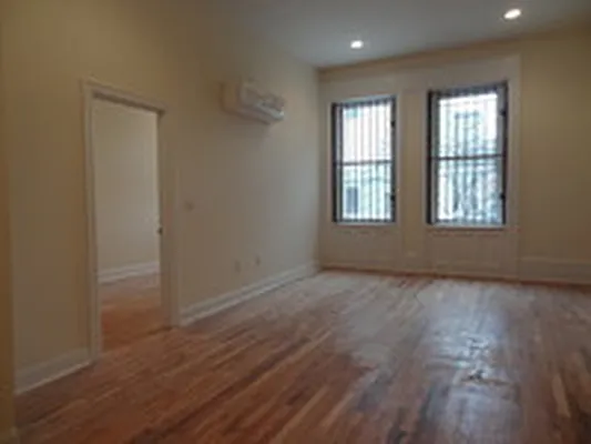 Rented by Strivers Management Group Corp (Brokerage) | media 17