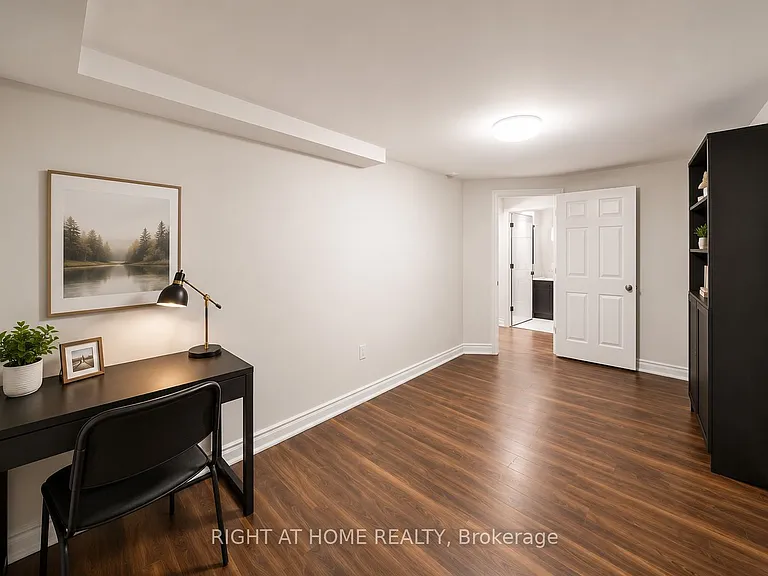 9 Alyssum Ct #LOWER — Photo 4